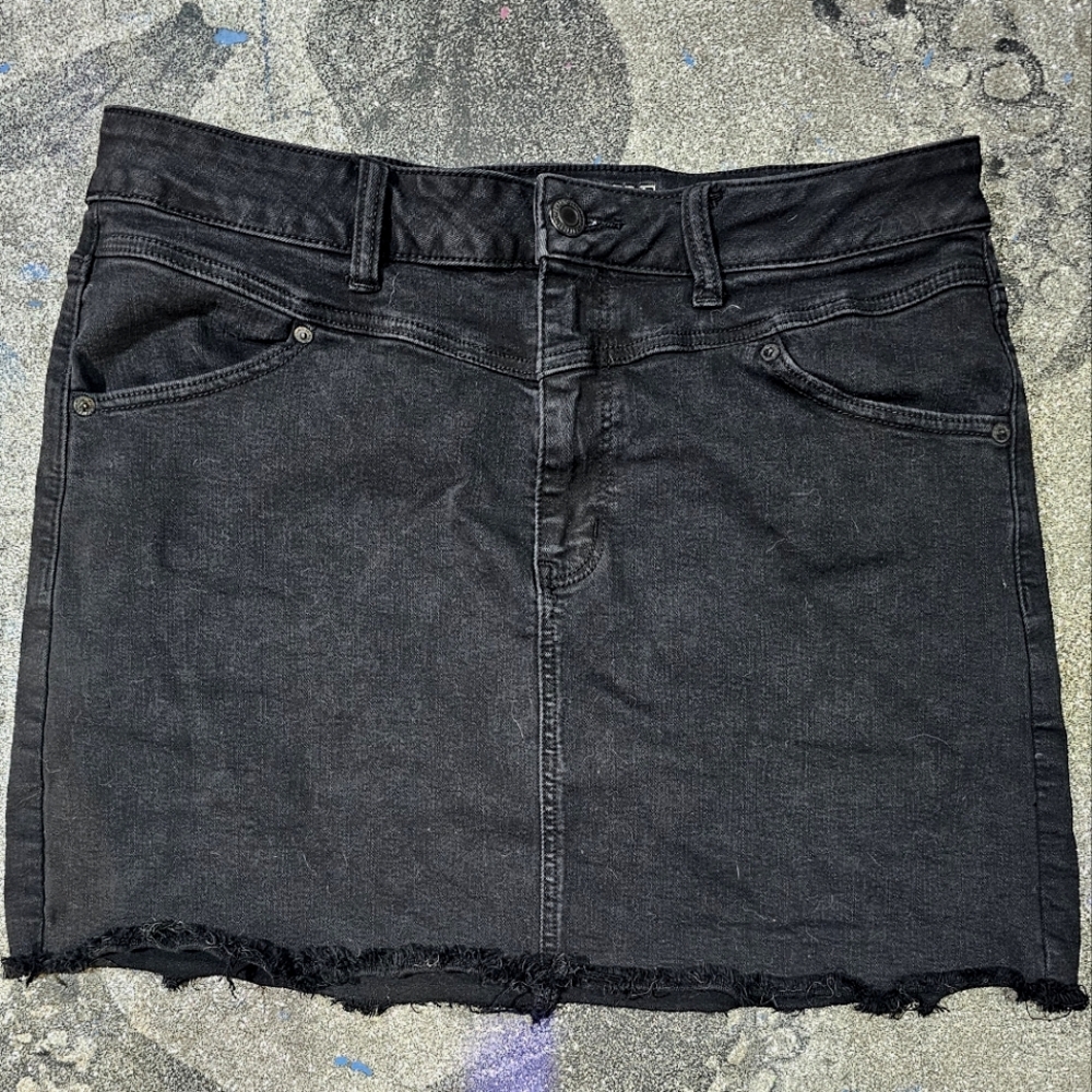 American Eagle black denim next level mini skirt size 16 plus